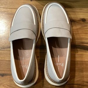 Paolo light grey loafer, size 7.5